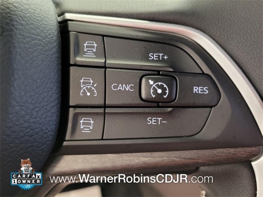 2023 Jeep Cherokee - $47,500