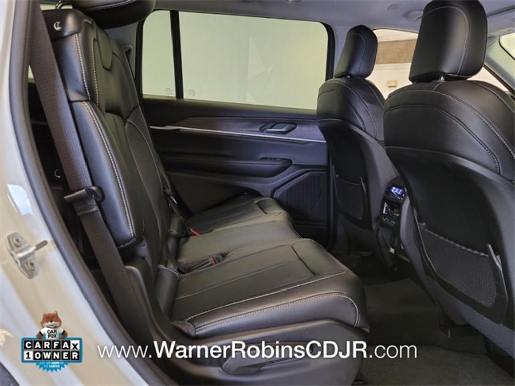 2023 Jeep Cherokee - $47,500