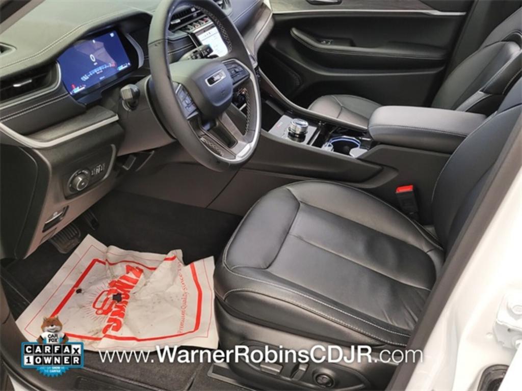 2023 Jeep Cherokee - $47,500