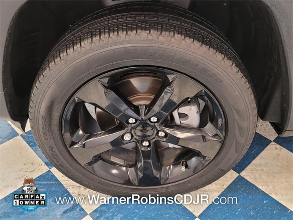 2023 Jeep Cherokee - $47,500