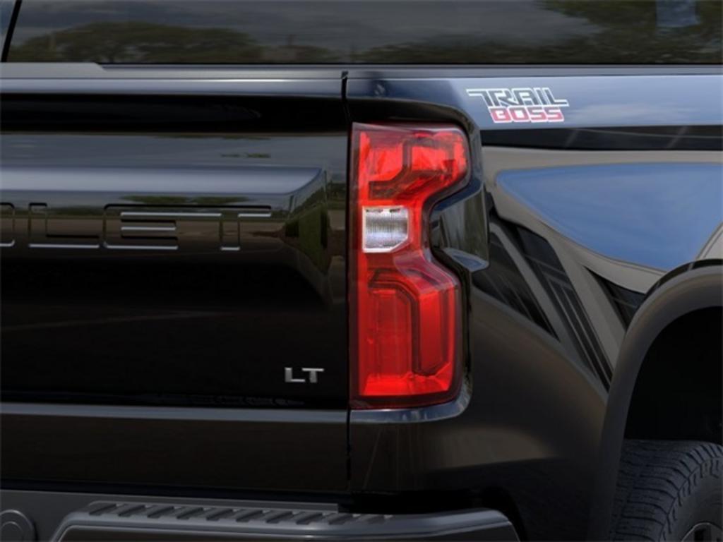 2023 Chevrolet Silverado 1500 LT Trail Boss photo