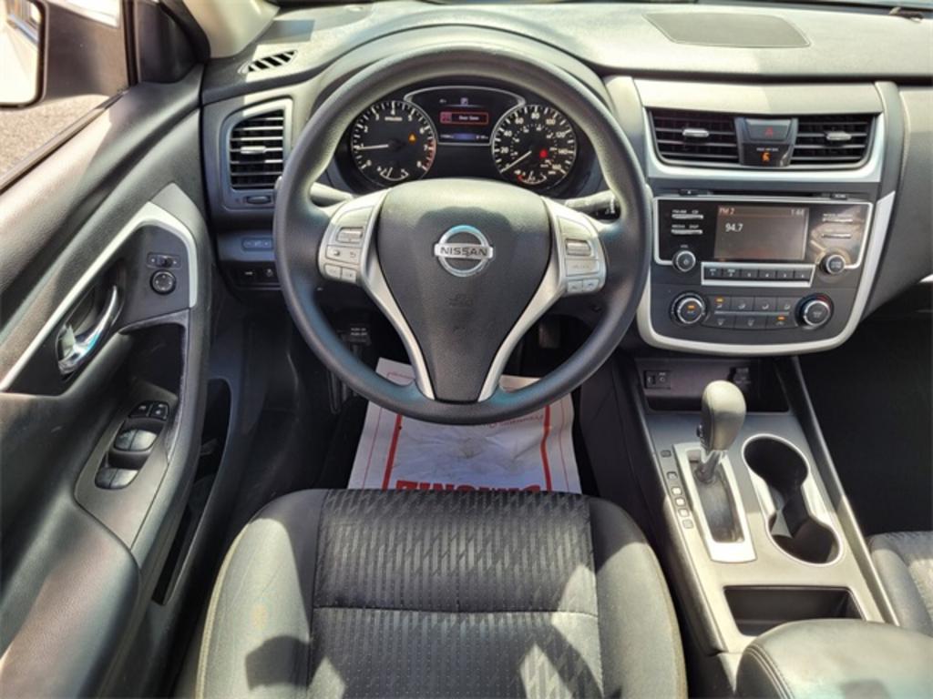2016 Nissan Altima - $11,500