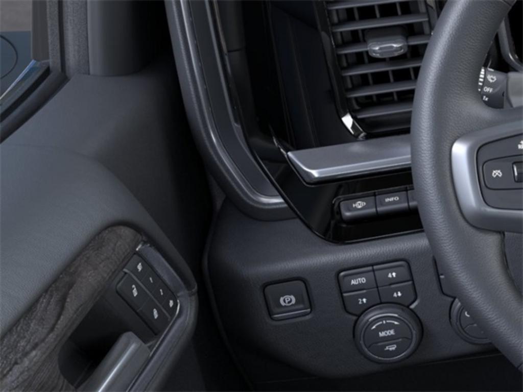 2023 Chevrolet Silverado 1500 LTZ photo