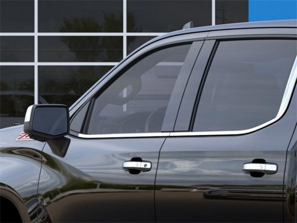2023 Chevrolet Silverado 1500 LTZ photo
