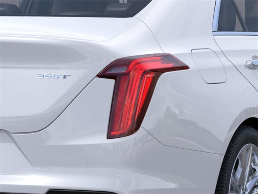 2023 Cadillac CT4 Luxury photo