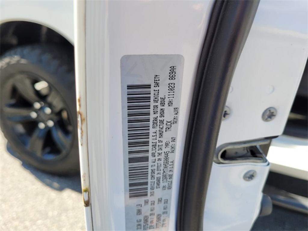 2017 Ram 1500 - $27,000