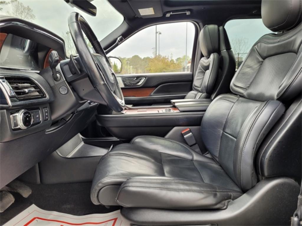 2018 Lincoln Navigator - $44,500