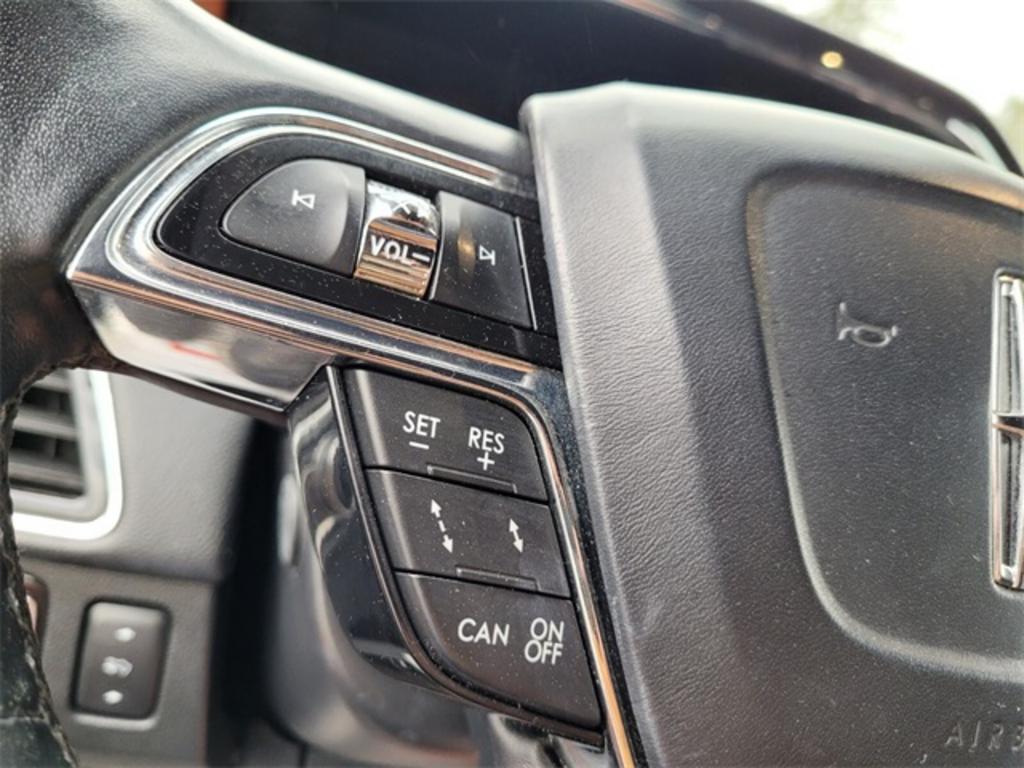 2018 Lincoln Navigator - $44,500
