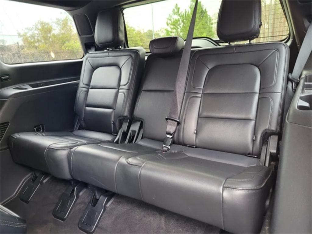 2018 Lincoln Navigator - $44,500
