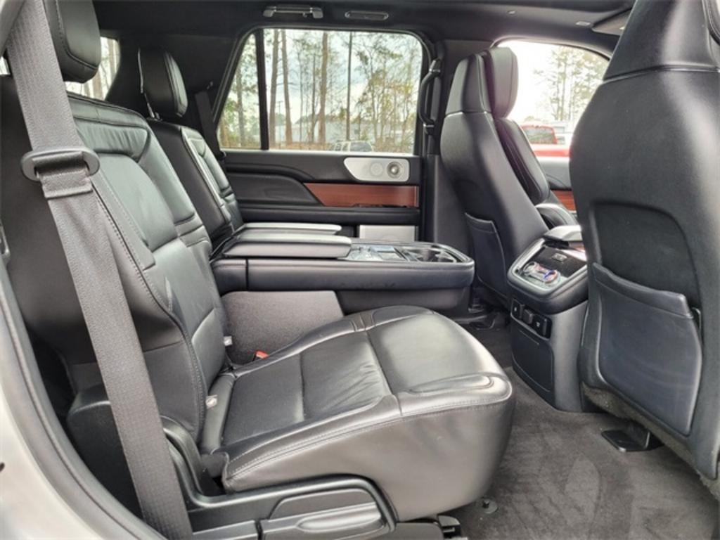 2018 Lincoln Navigator - $44,500