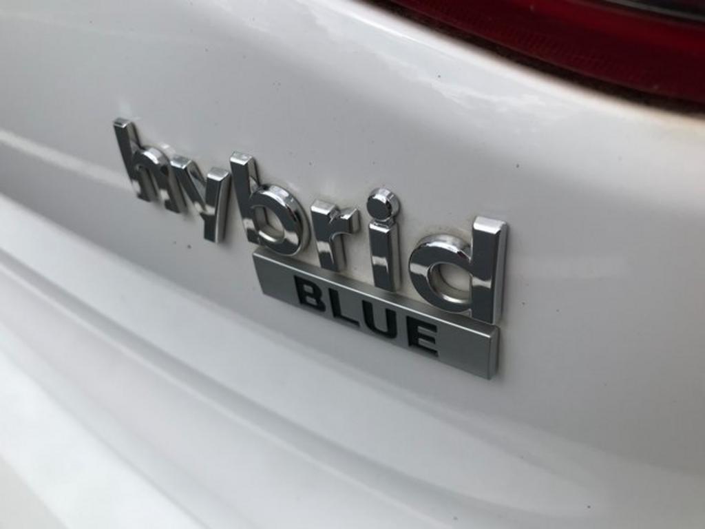2017 Hyundai Ioniq - $18,000
