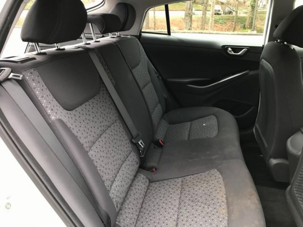 2017 Hyundai Ioniq - $18,000
