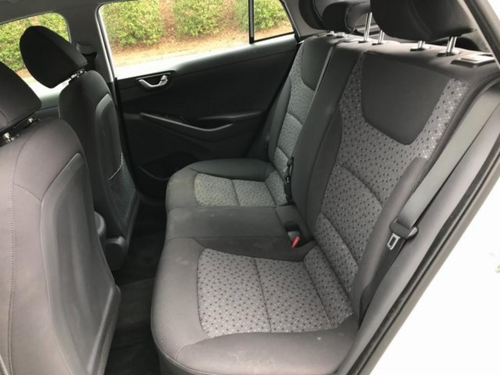2017 Hyundai Ioniq - $18,000