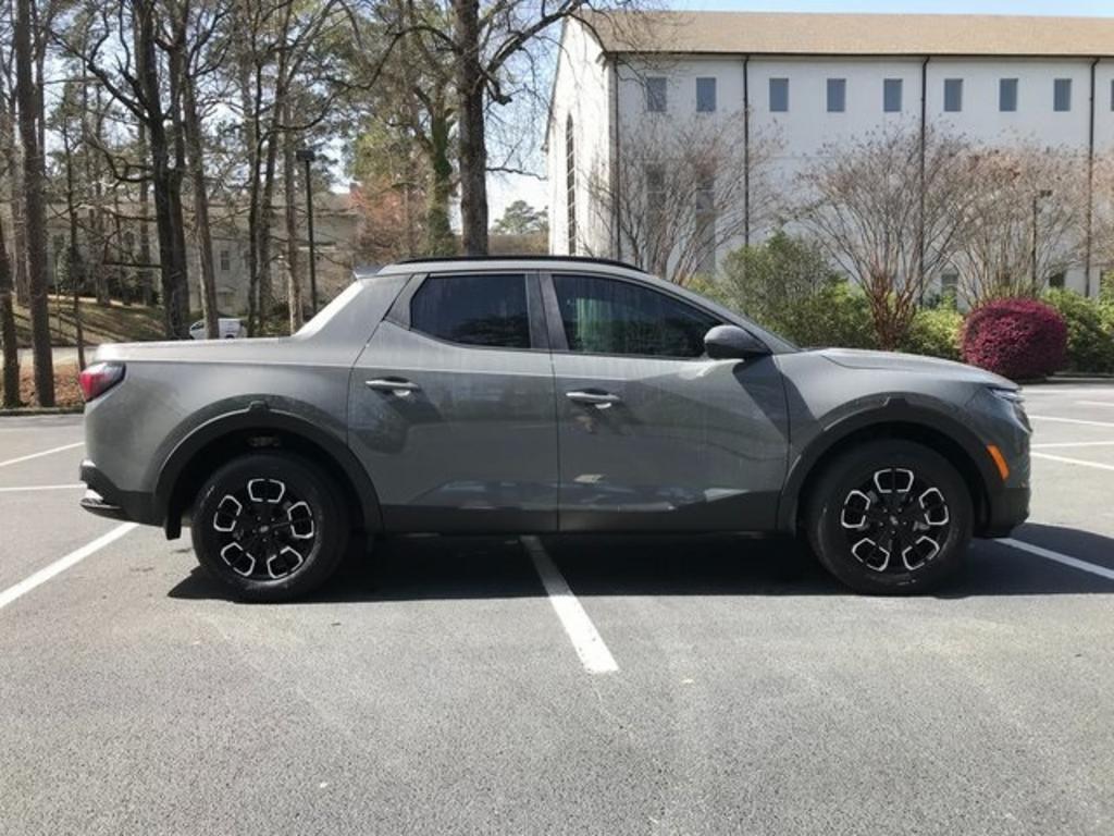 2023 Hyundai Santa Cruz - $36,500