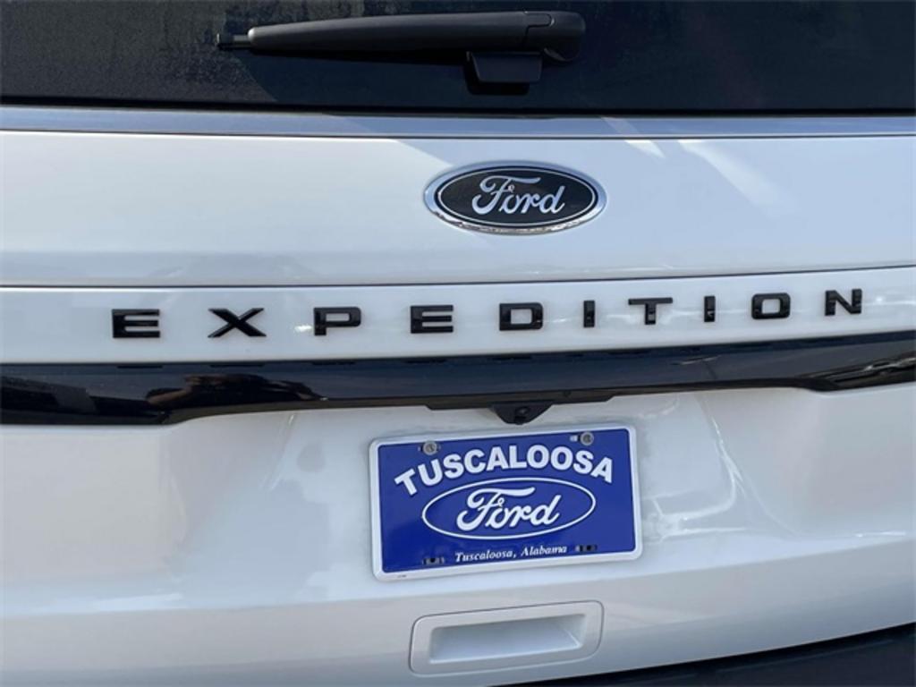 2022 Ford Expedition - $73,500