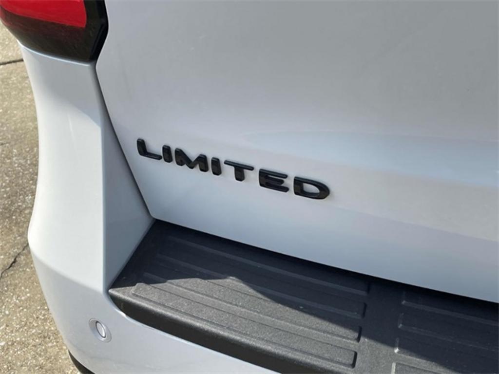 2022 Ford Expedition - $73,500