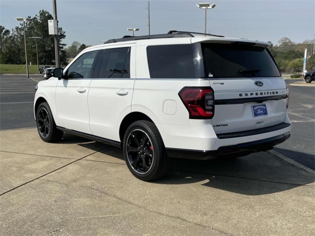 2022 Ford Expedition - $73,500