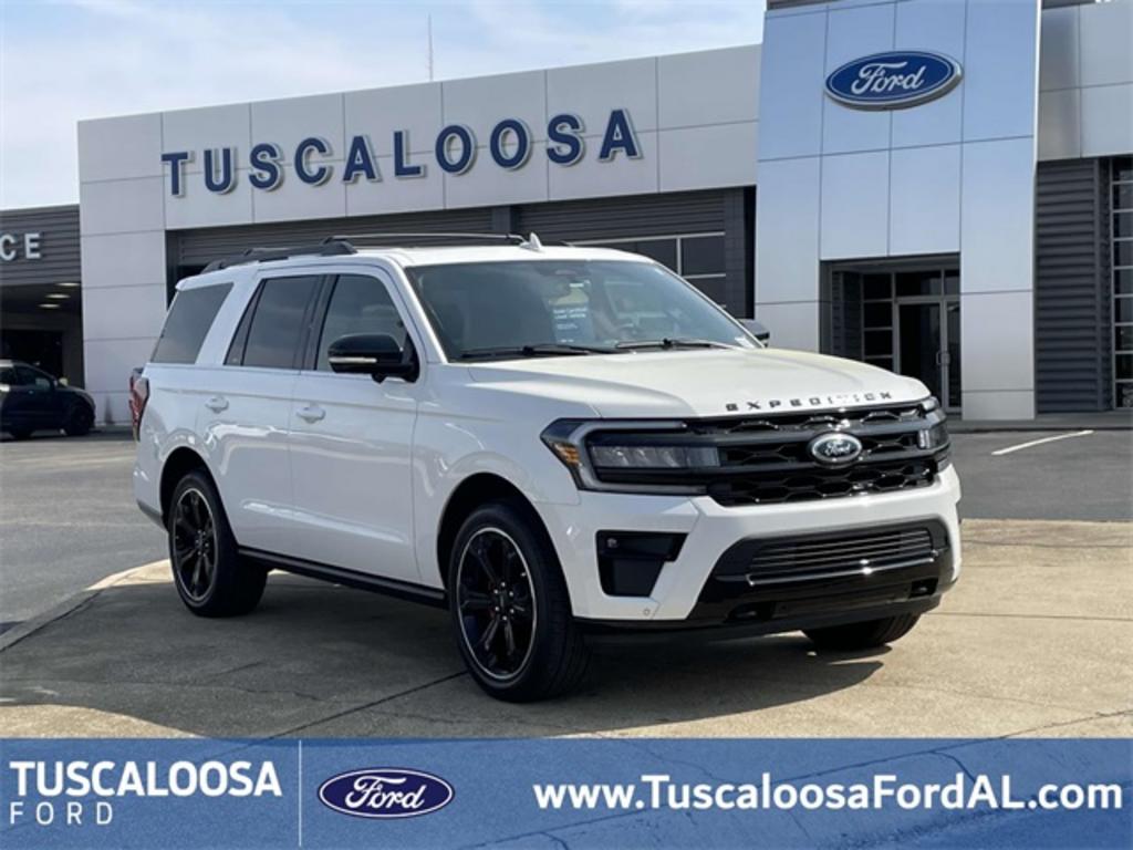 2022 Ford Expedition - $73,500