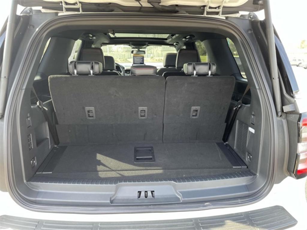 2022 Ford Expedition - $73,500
