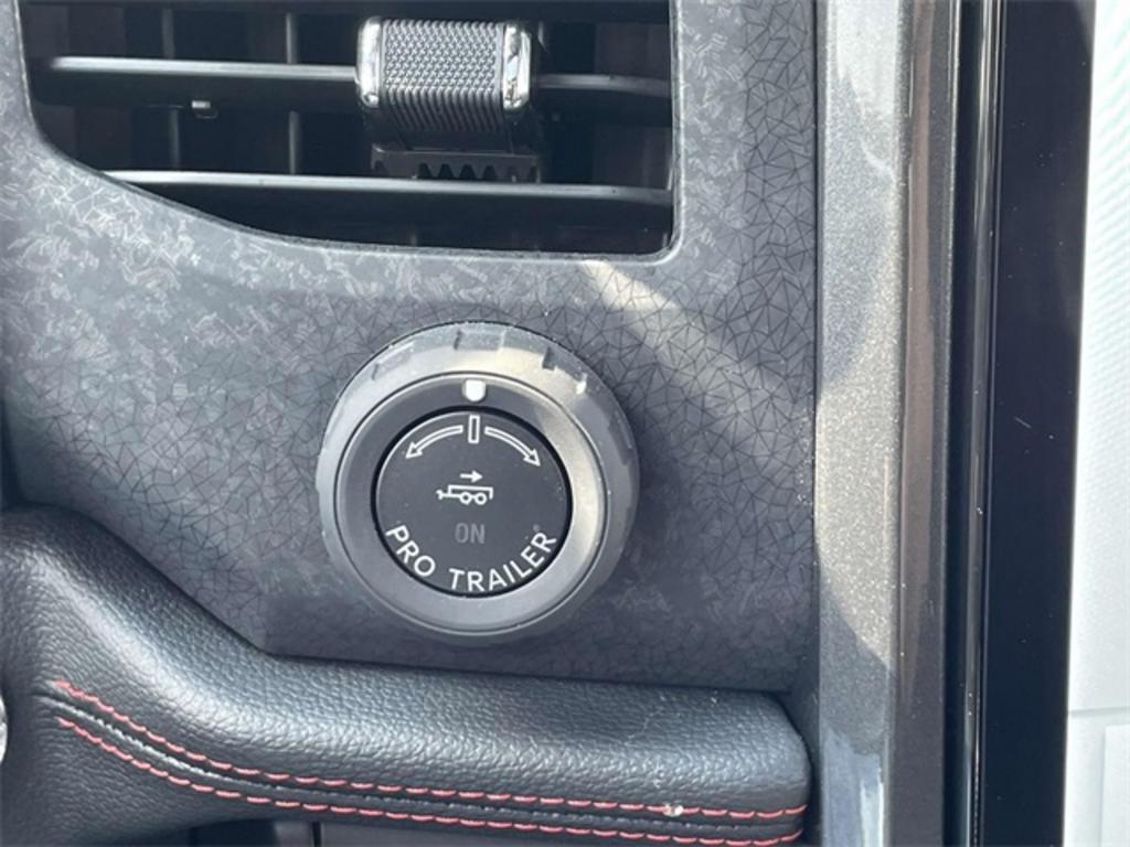 2022 Ford Expedition - $73,500