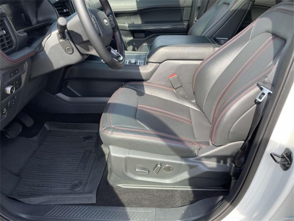 2022 Ford Expedition - $73,500