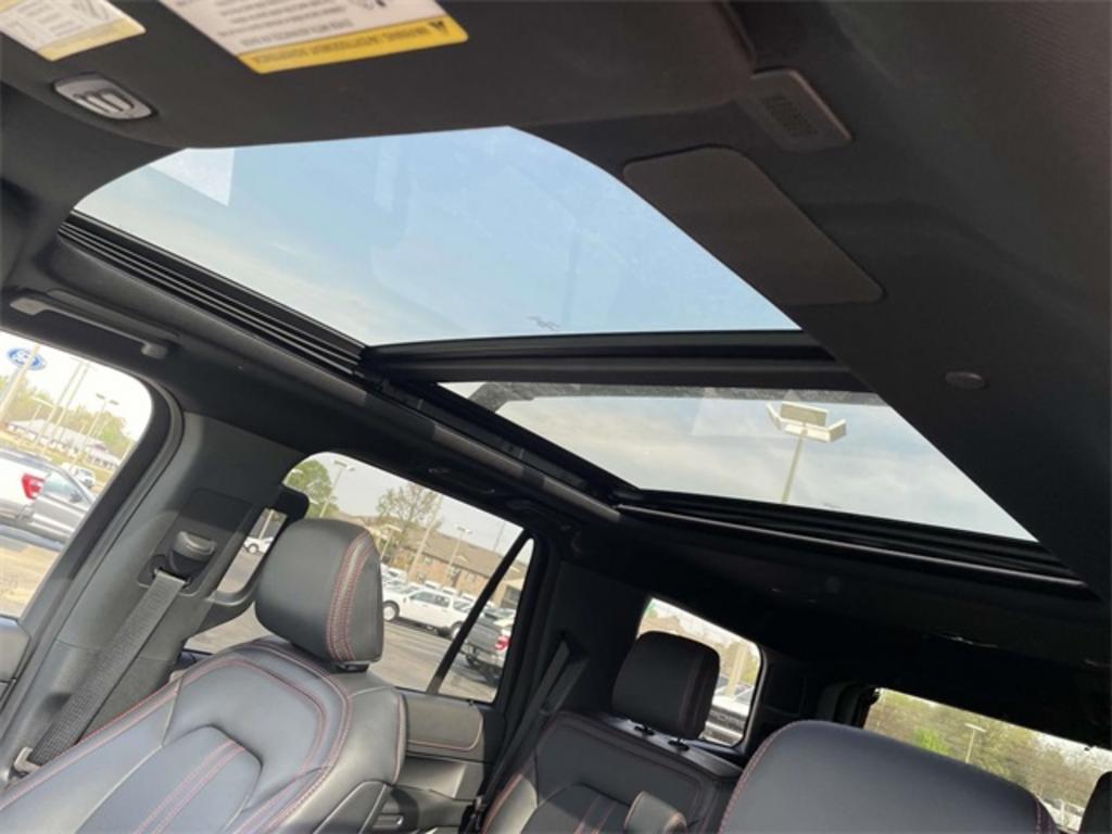 2022 Ford Expedition - $73,500