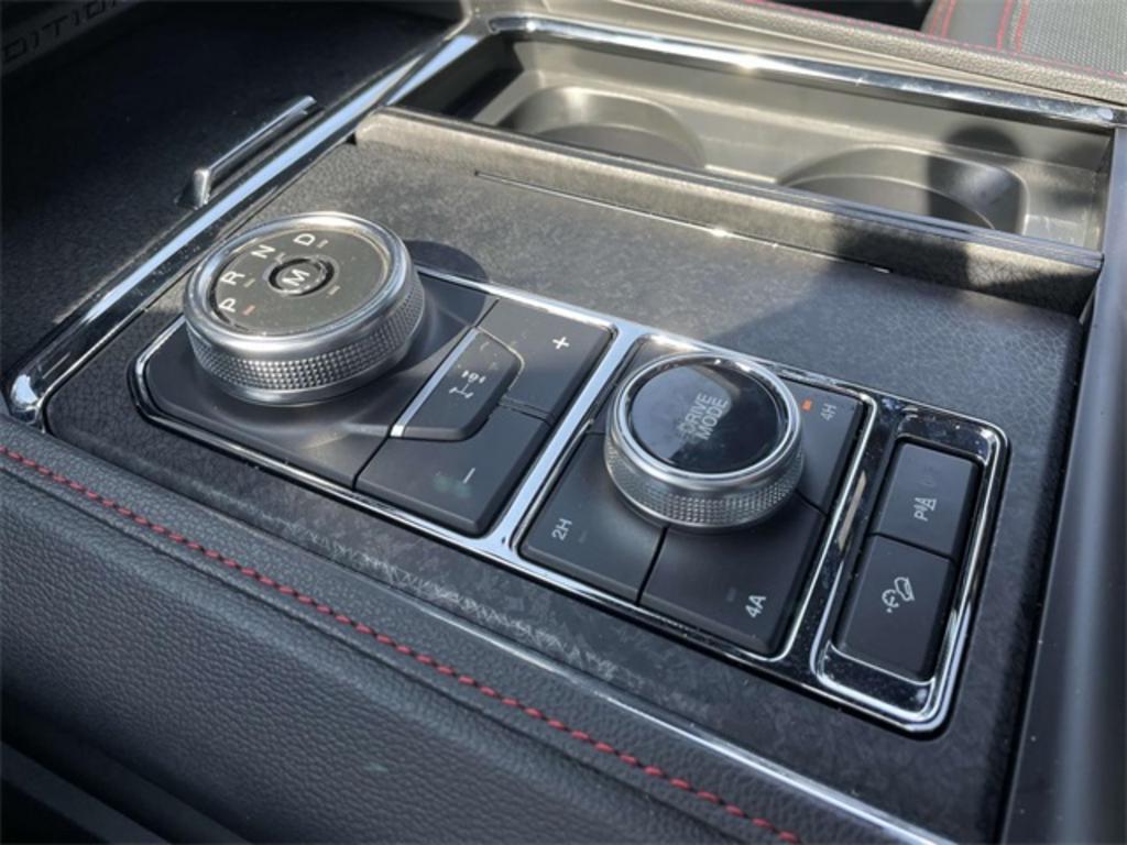 2022 Ford Expedition - $73,500