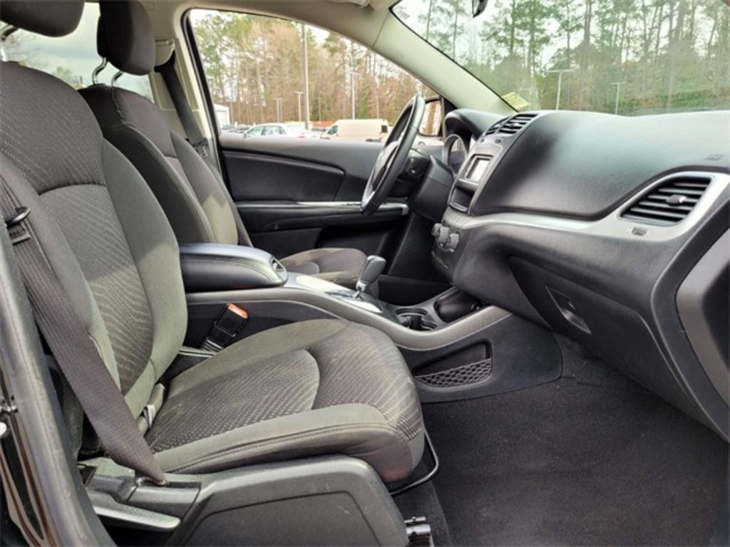 2017 Dodge Journey - $10,000