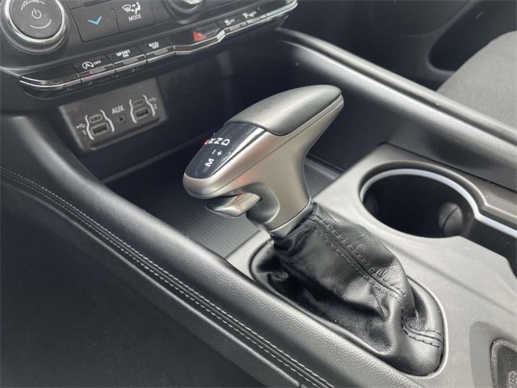 2022 Dodge Durango - $32,500