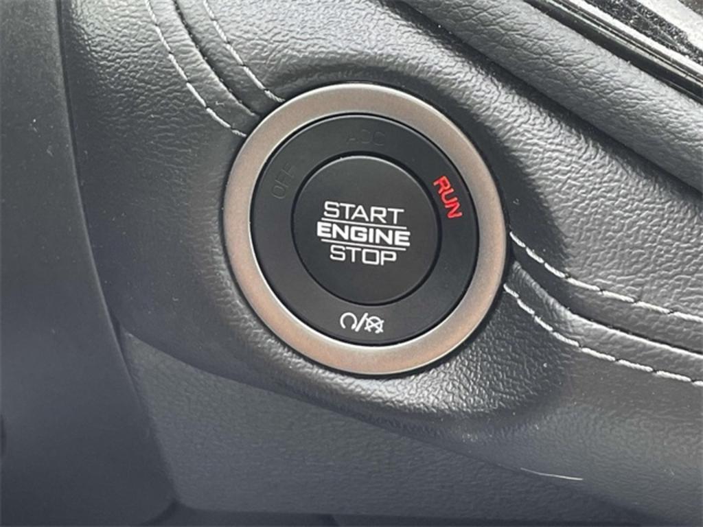 2022 Dodge Durango - $32,500