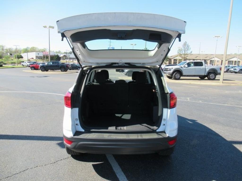 2019 Ford Escape - $17,500