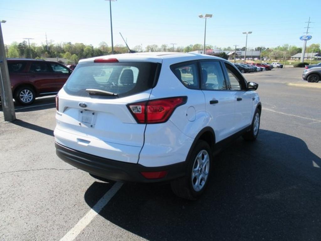 2019 Ford Escape - $17,500