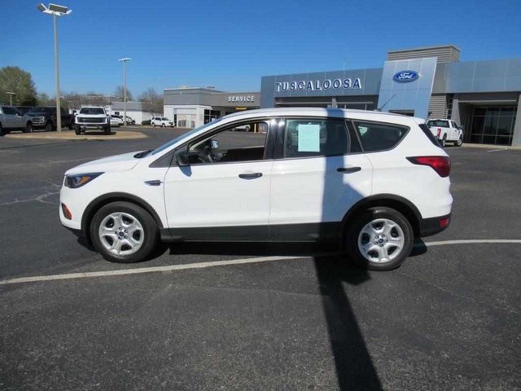 2019 Ford Escape - $17,500
