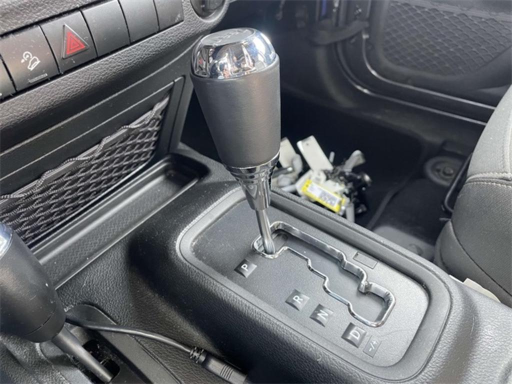 2018 Jeep Wrangler - $31,500