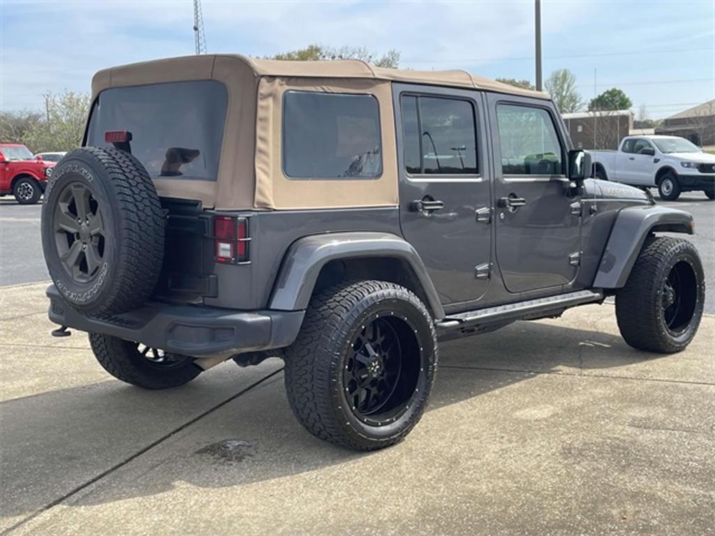 2018 Jeep Wrangler - $31,500