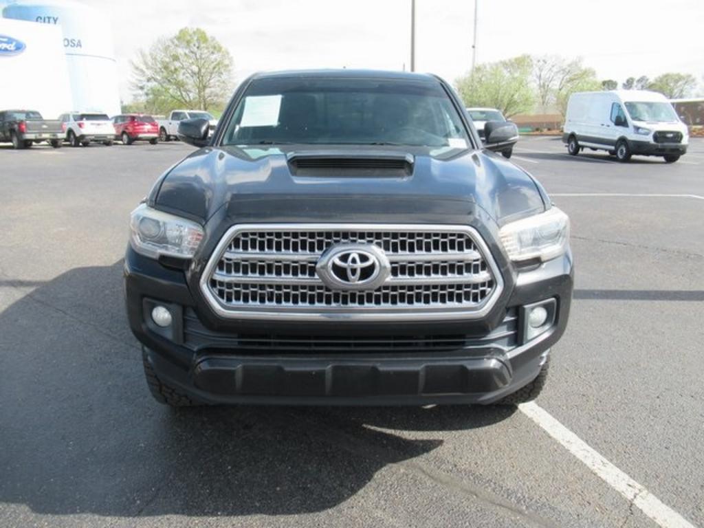 2016 Toyota Tacoma - $27,000