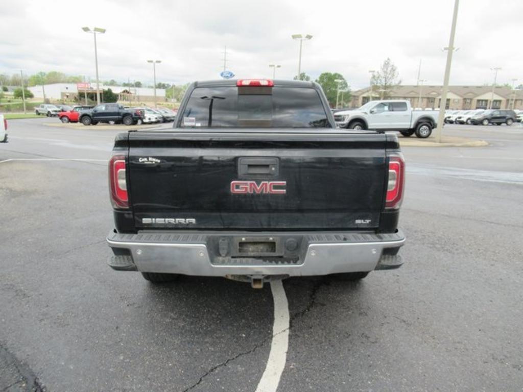 2018 GMC Sierra 1500 - $35,000