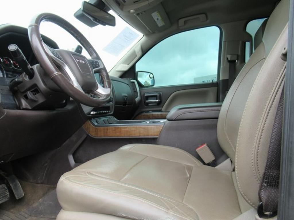 2018 GMC Sierra 1500 - $35,000