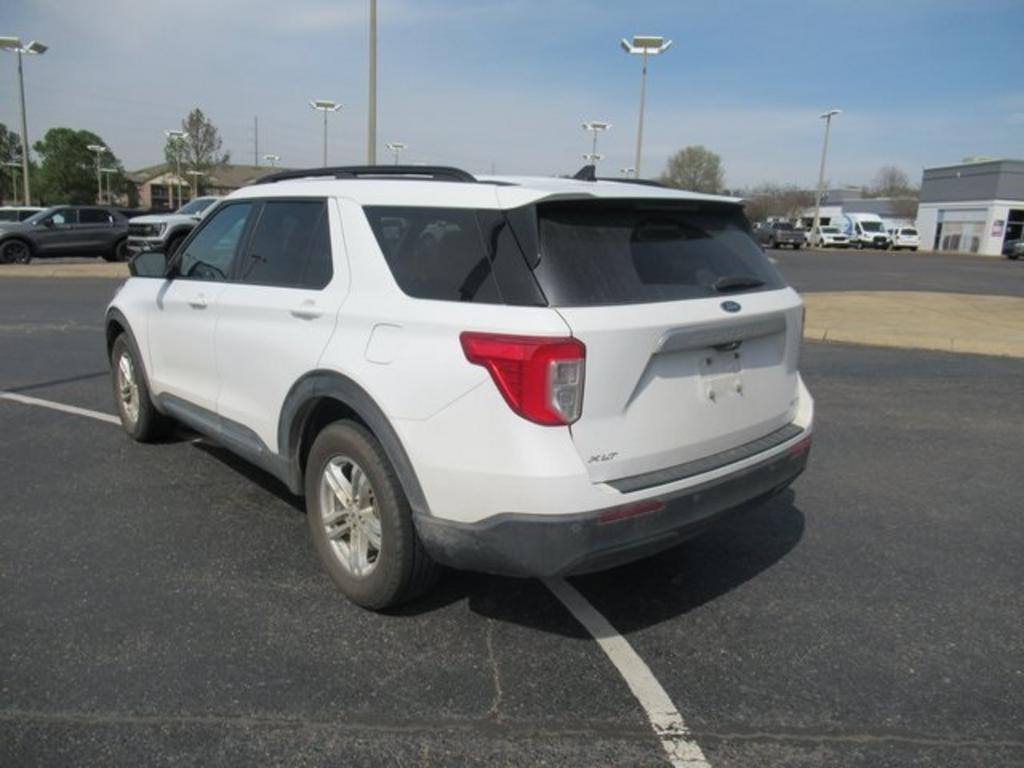 2021 Ford Explorer XLT photo
