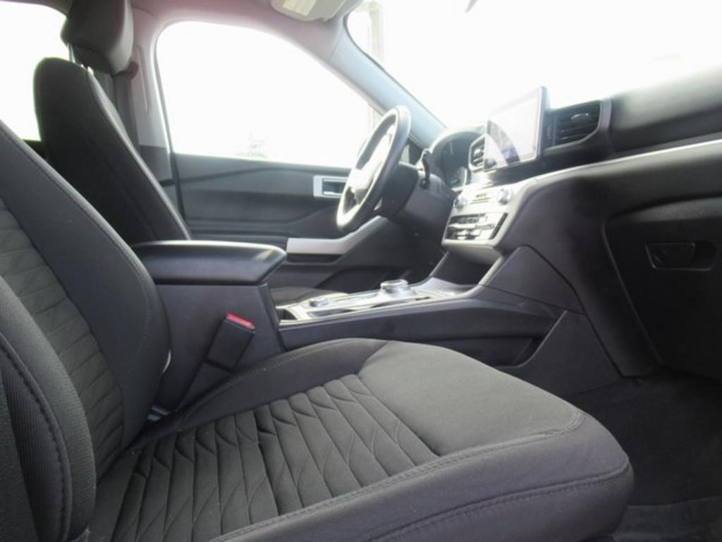 2021 Ford Explorer XLT photo