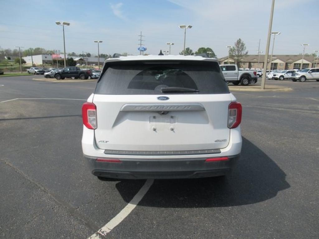 2021 Ford Explorer XLT photo