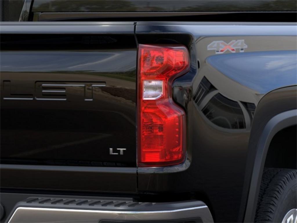 2022 Chevrolet Silverado Hd - $65,070