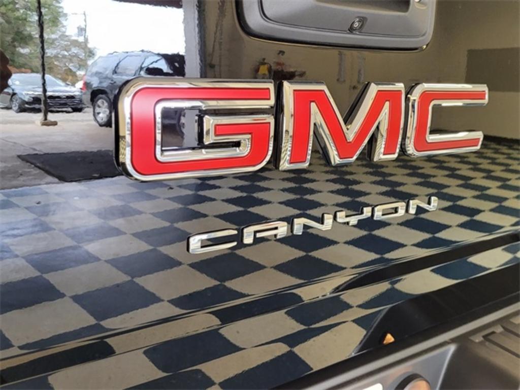2022 GMC Canyon - $39,236
