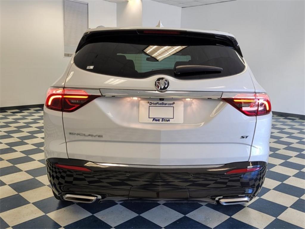 2022 Buick Enclave - $48,138