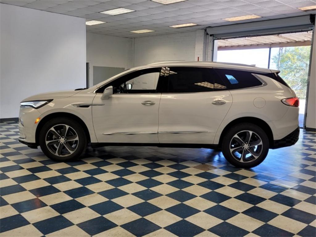 2022 Buick Enclave - $48,138