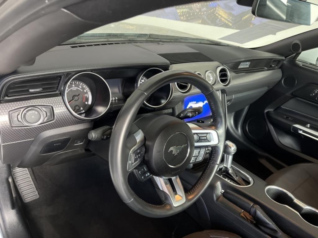2021 Ford Mustang - $30,500