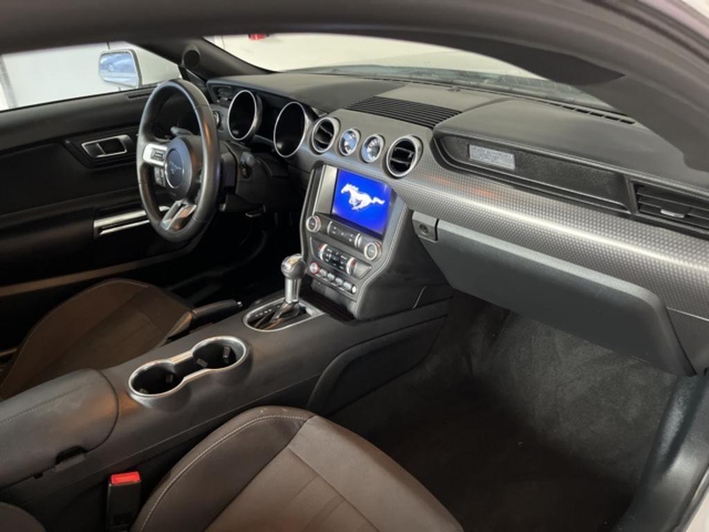 2021 Ford Mustang - $30,500
