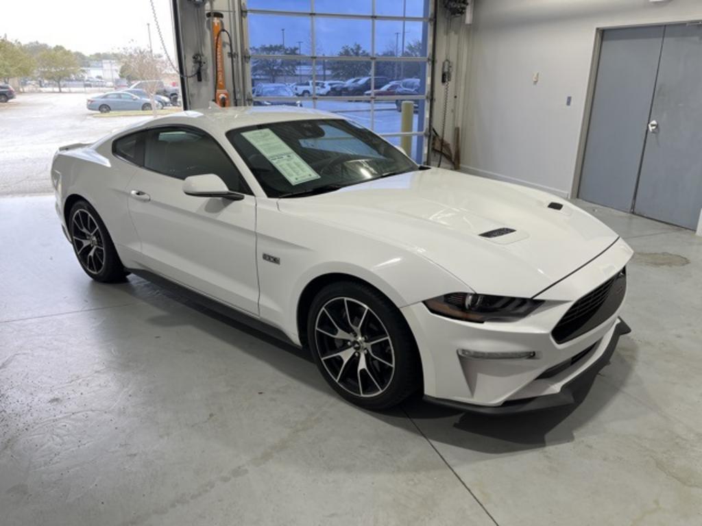 2021 Ford Mustang - $30,500