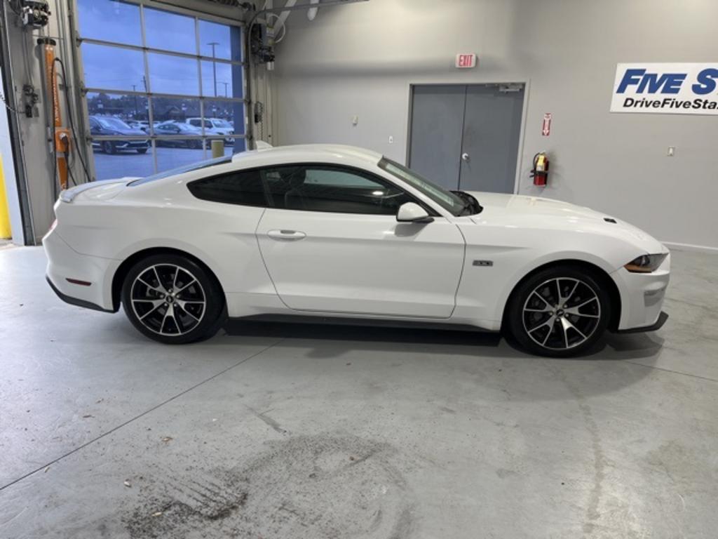 2021 Ford Mustang - $30,500