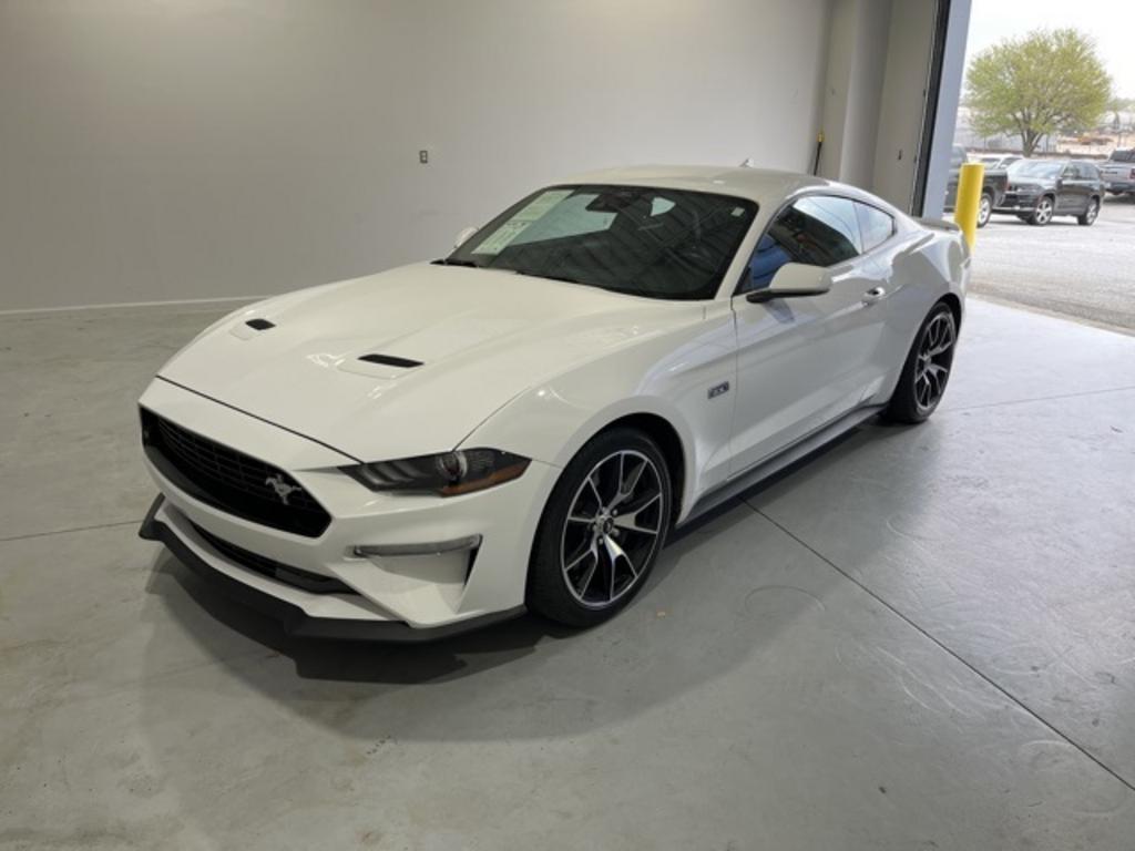 2021 Ford Mustang - $30,500
